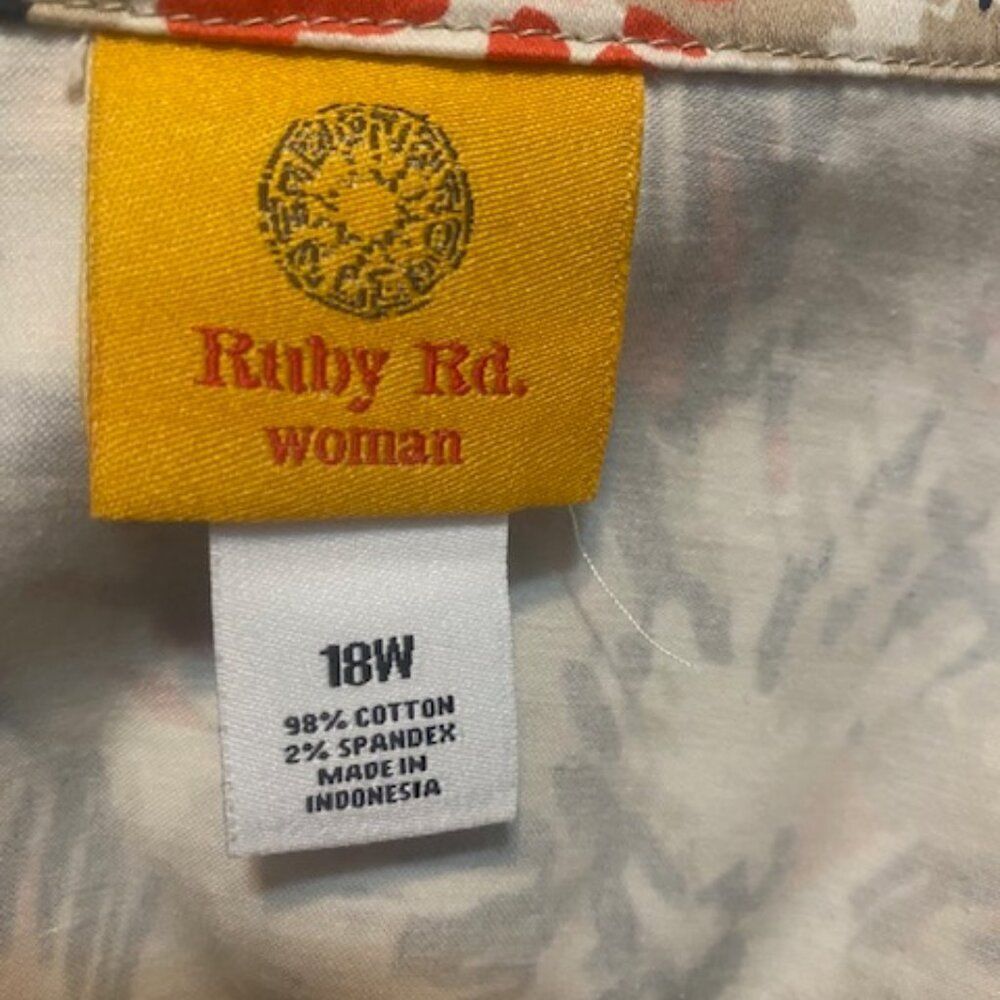 Ruby Rd. Multi-Color Abstract Design Zip Front 3/… - image 4